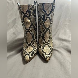Shoedazzle Snakeskin Booties